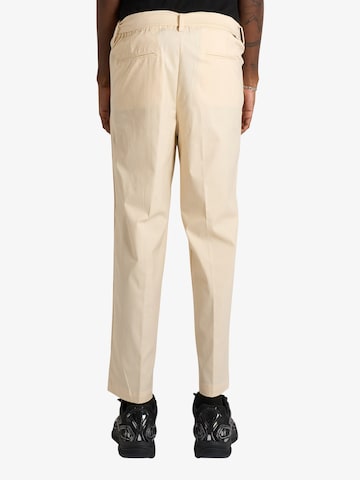 Regular Pantalon à pince Yes London en beige