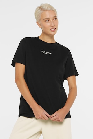 SENSES.THE LABEL Shirt in Black: front