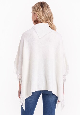 IZIA Cape in Wit
