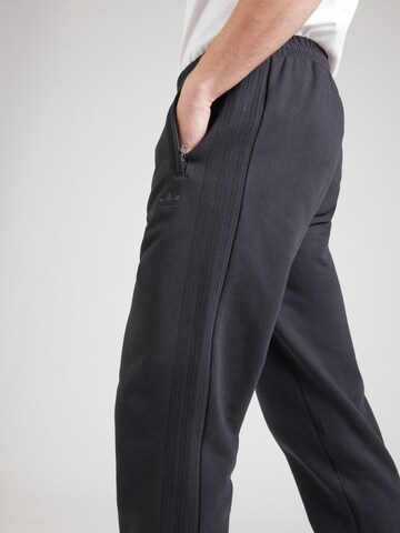 ADIDAS ORIGINALS Конический (Tapered) Штаны 'ESS' в Черный