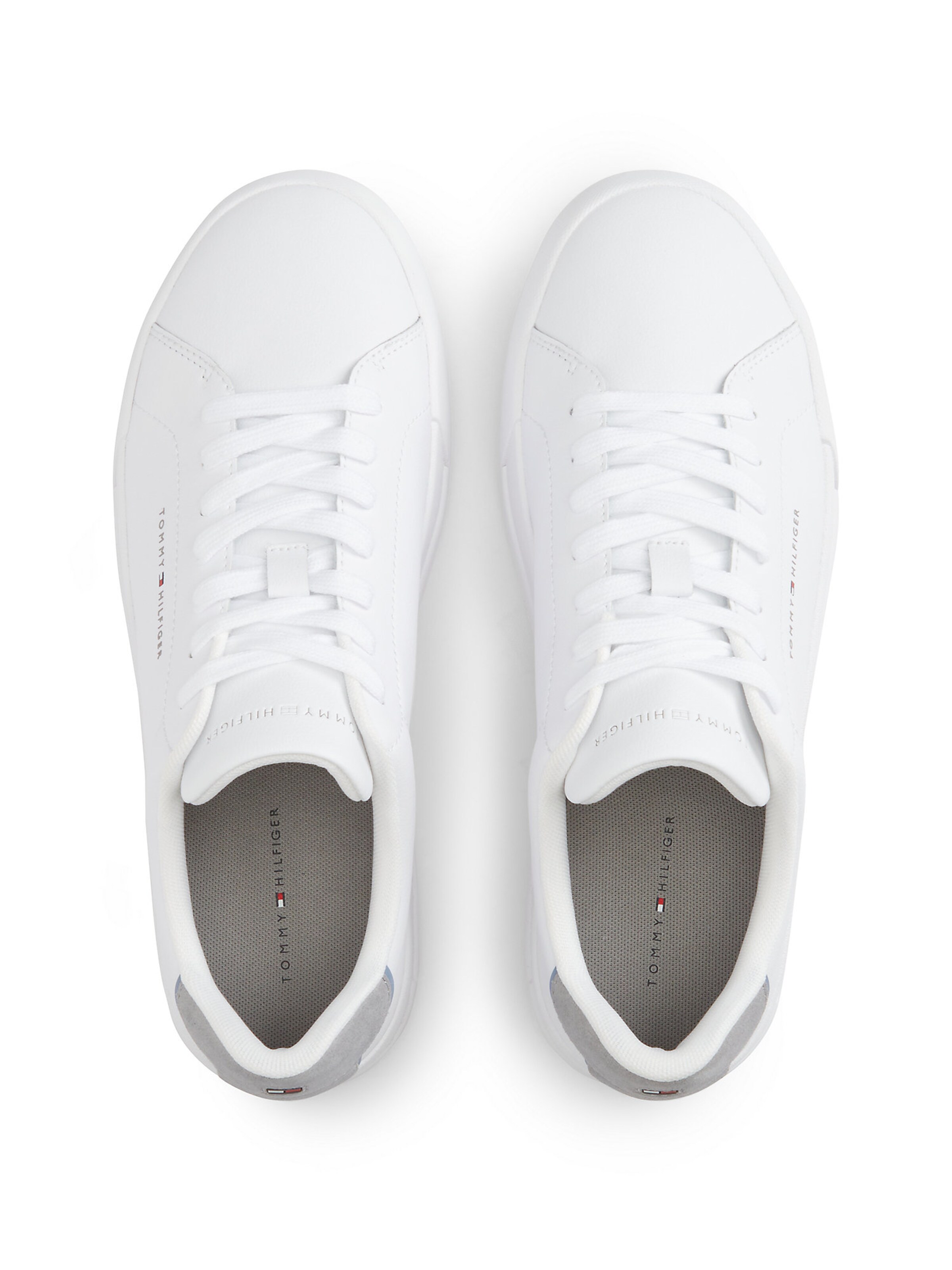 TOMMY HILFIGER Sneakers laag 'Court Essential' in Wit