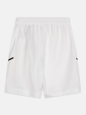 NIKE Regular Urheiluhousut 'Academy 25' värissä valkoinen