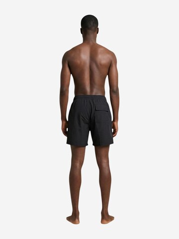 Pantaloncini da bagno 'Plain Swim Short SH1204VB' di Lyle & Scott in nero