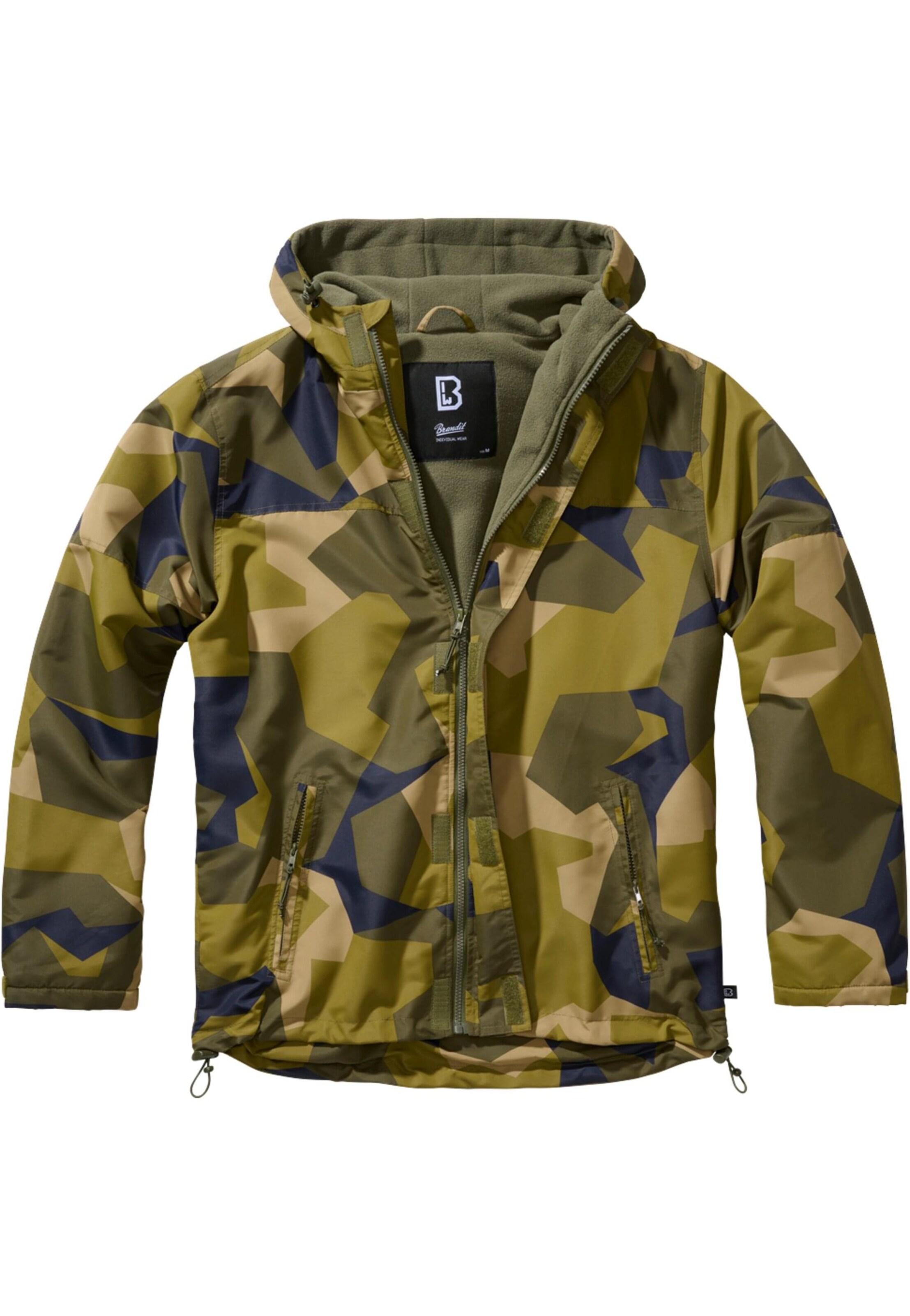 Brandit Between-season jacket in Green: front