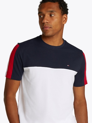 TOMMY HILFIGER Μπλουζάκι σε λευκό