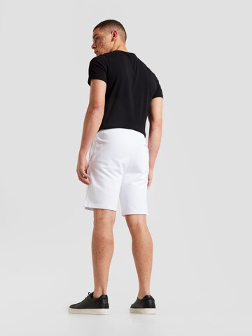 Regular Pantaloni de la Karl Lagerfeld pe alb
