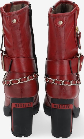 MUSTANG Ankle Boots in Red