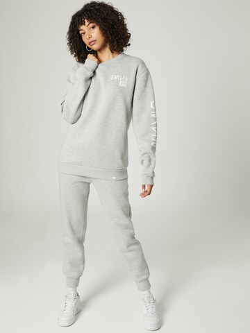 ILHH Sweatshirt 'Tom' in Grau