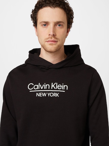 Calvin KleinSweater majica - crna boja