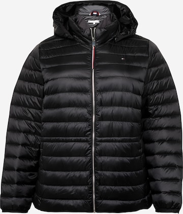 Tommy Hilfiger Curve Jacke in Schwarz: predná strana