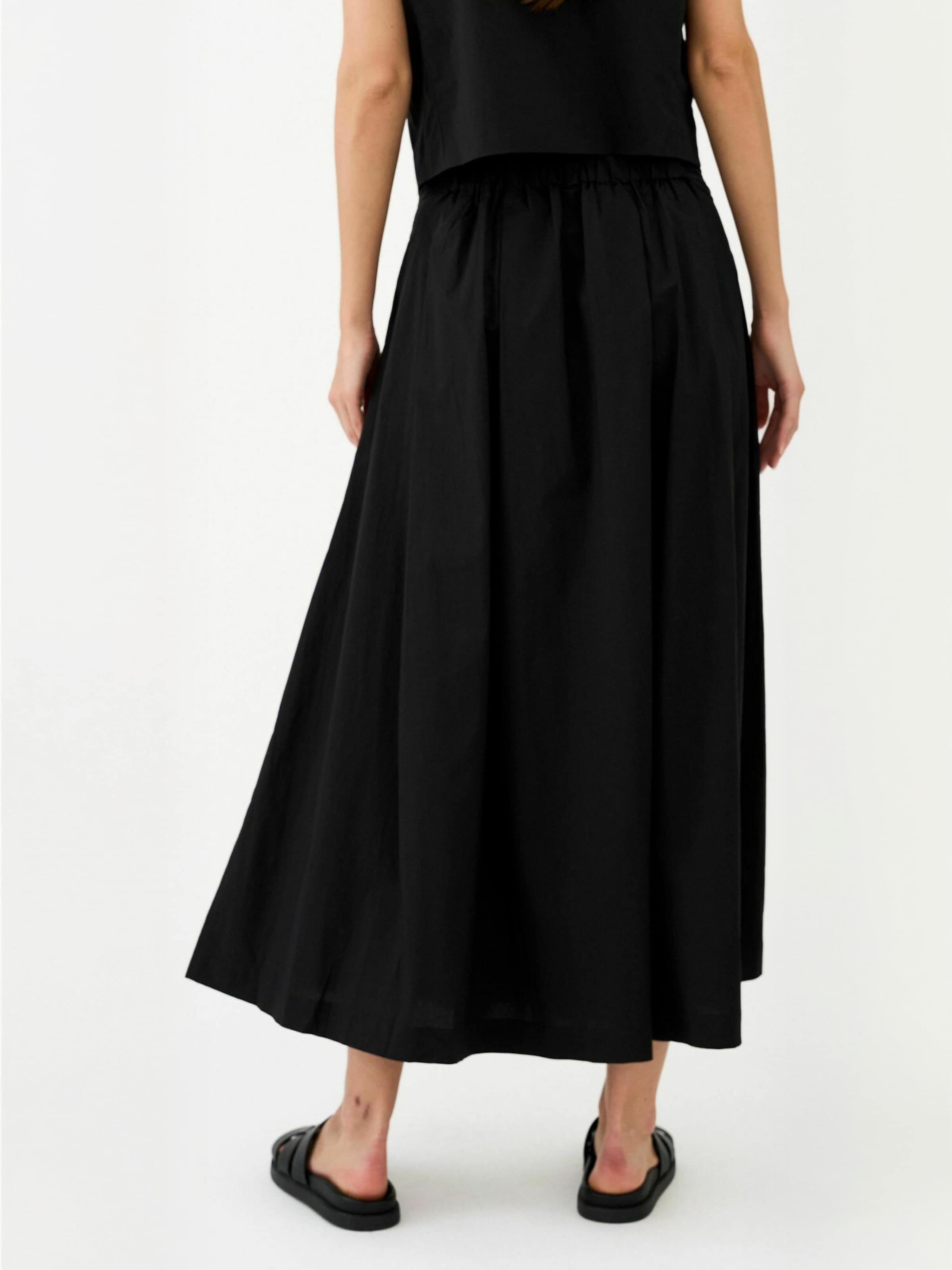 Gonna ' PD-Tulip ' di Pieszak in nero