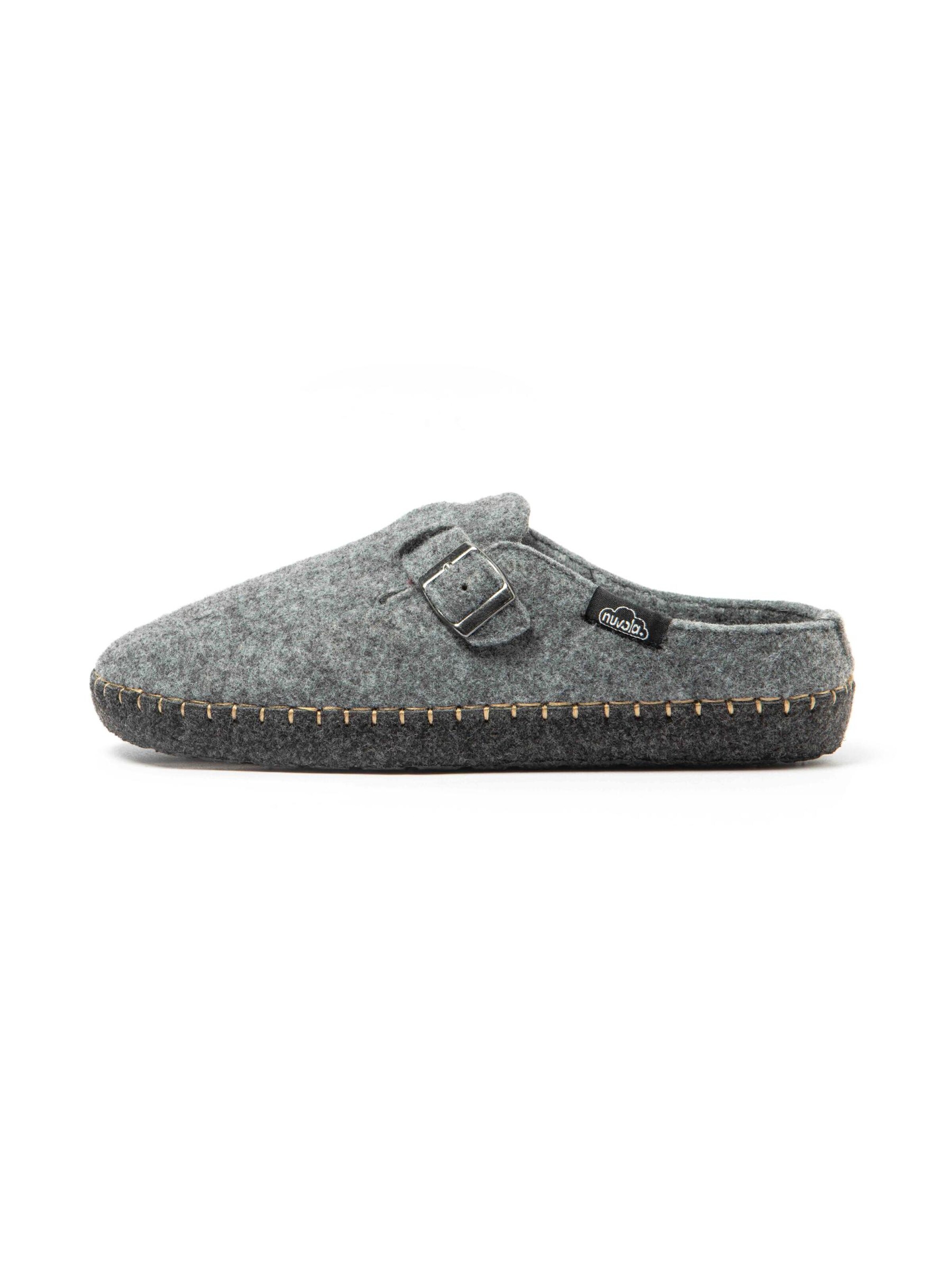 Nuvola. Hausschuh 'Zueco Belt'‌‌‌‌‌‌‌‌ in Grau: Vorderseite
