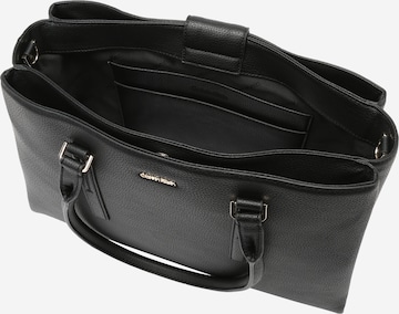 Borsa a spalla di Calvin Klein in nero