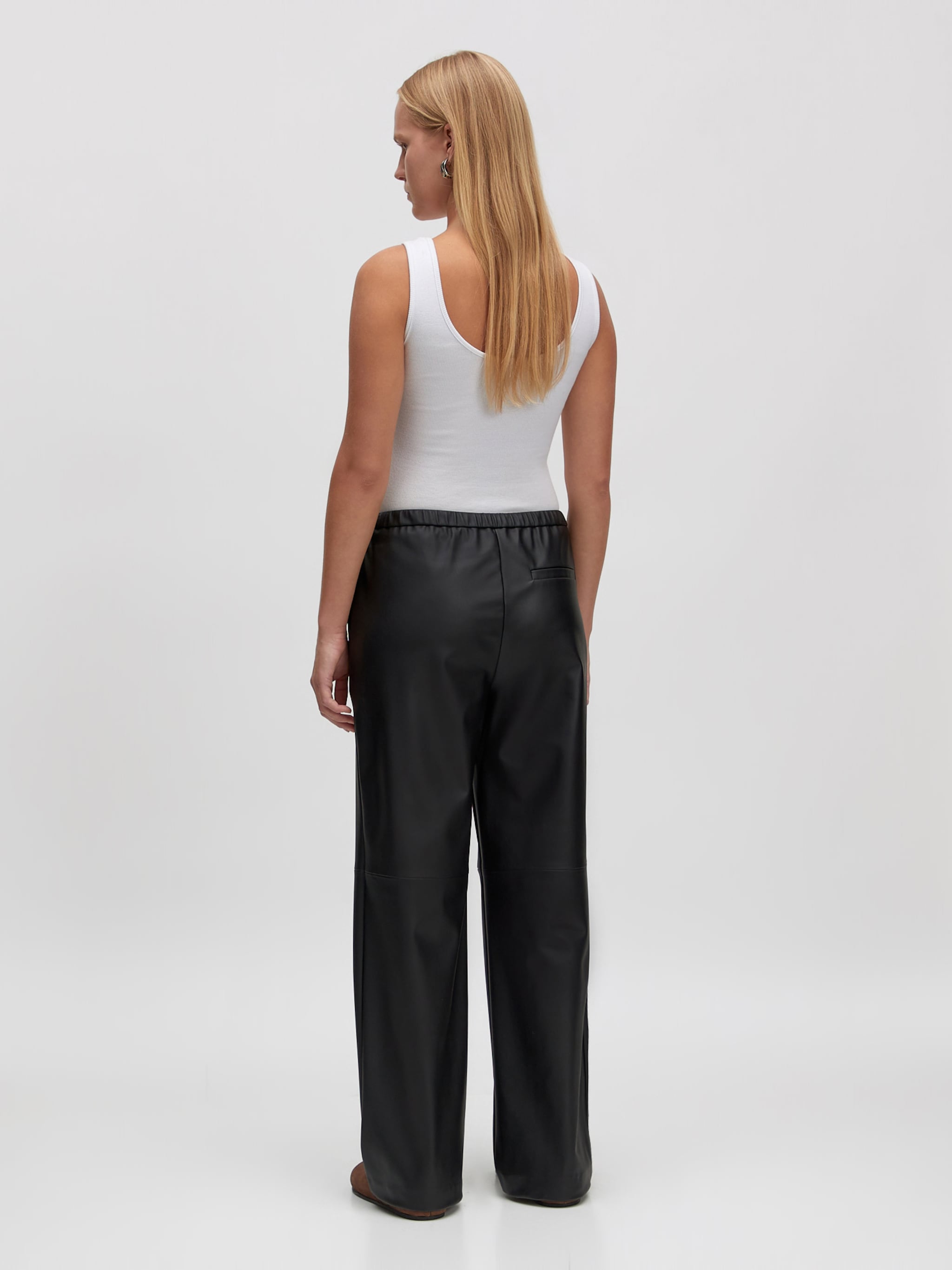 EDITED Producten Broek 'Jannah' Zwart
