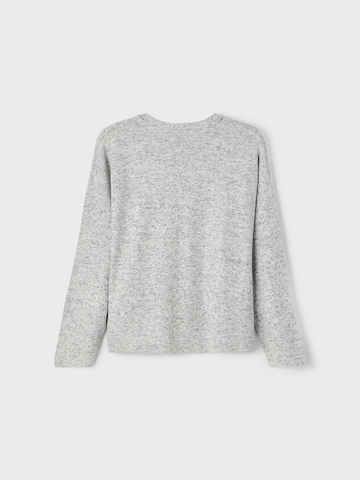 Pull-over 'Victi' NAME IT en gris