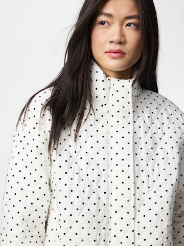 PIECES Between-season jacket 'PCFAMILLA' in White