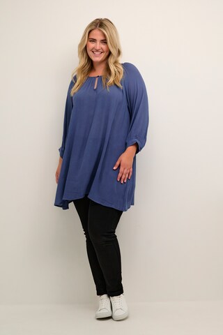 KAFFE CURVE Tuniek 'Cami' in Blauw