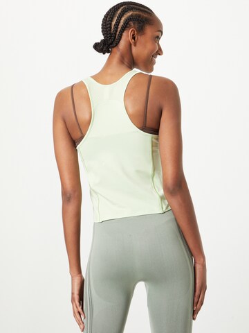 Sport top 'Armour' de la UNDER ARMOUR pe verde