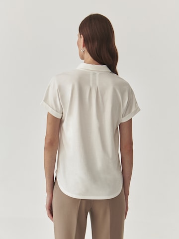 Chemisier 'AMBRA' TATUUM en blanc