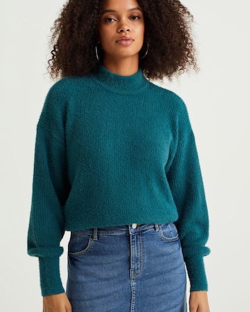 WE Fashion Sweater in Blue: front