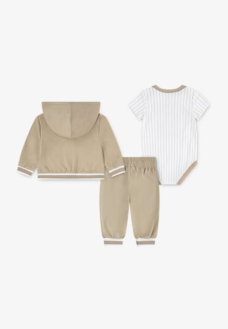 Set di Jordan in beige