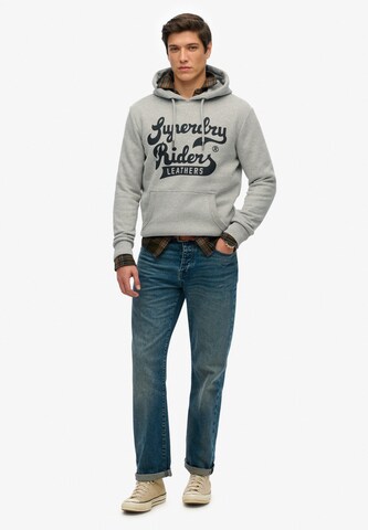 Sweat-shirt Superdry en gris