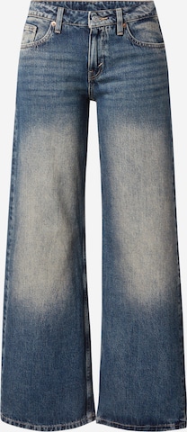 Monki Jeans in Blue: front