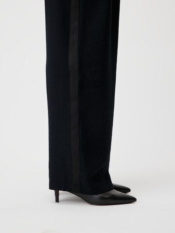 LeGer by Lena Gercke Loose fit Pleat-front trousers 'Cassidy' in Black: front