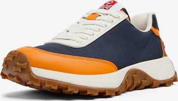 Baskets basses 'Drift Trail' CAMPER en bleu : devant