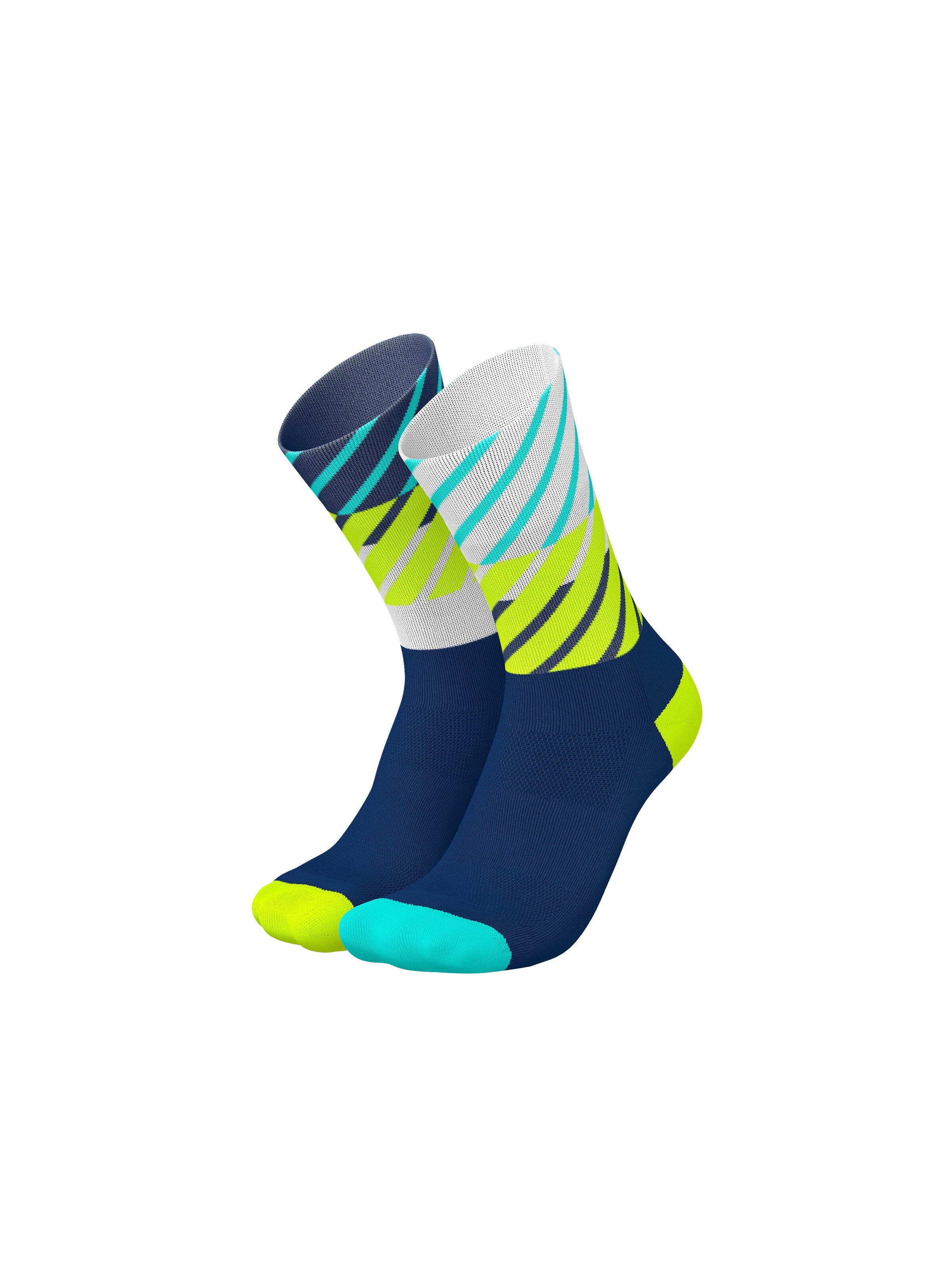 INCYLENCE Athletic Socks 'DIAGONALS' in Blue: front