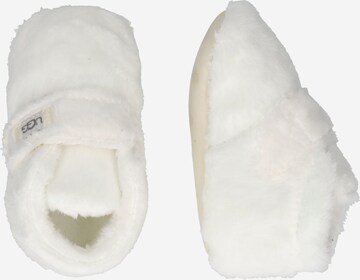 UGG - Zapatillas de casa 'BIXBEE' en blanco
