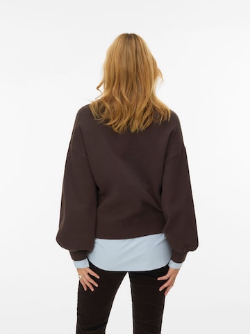 VERO MODA - Jersey en marrón