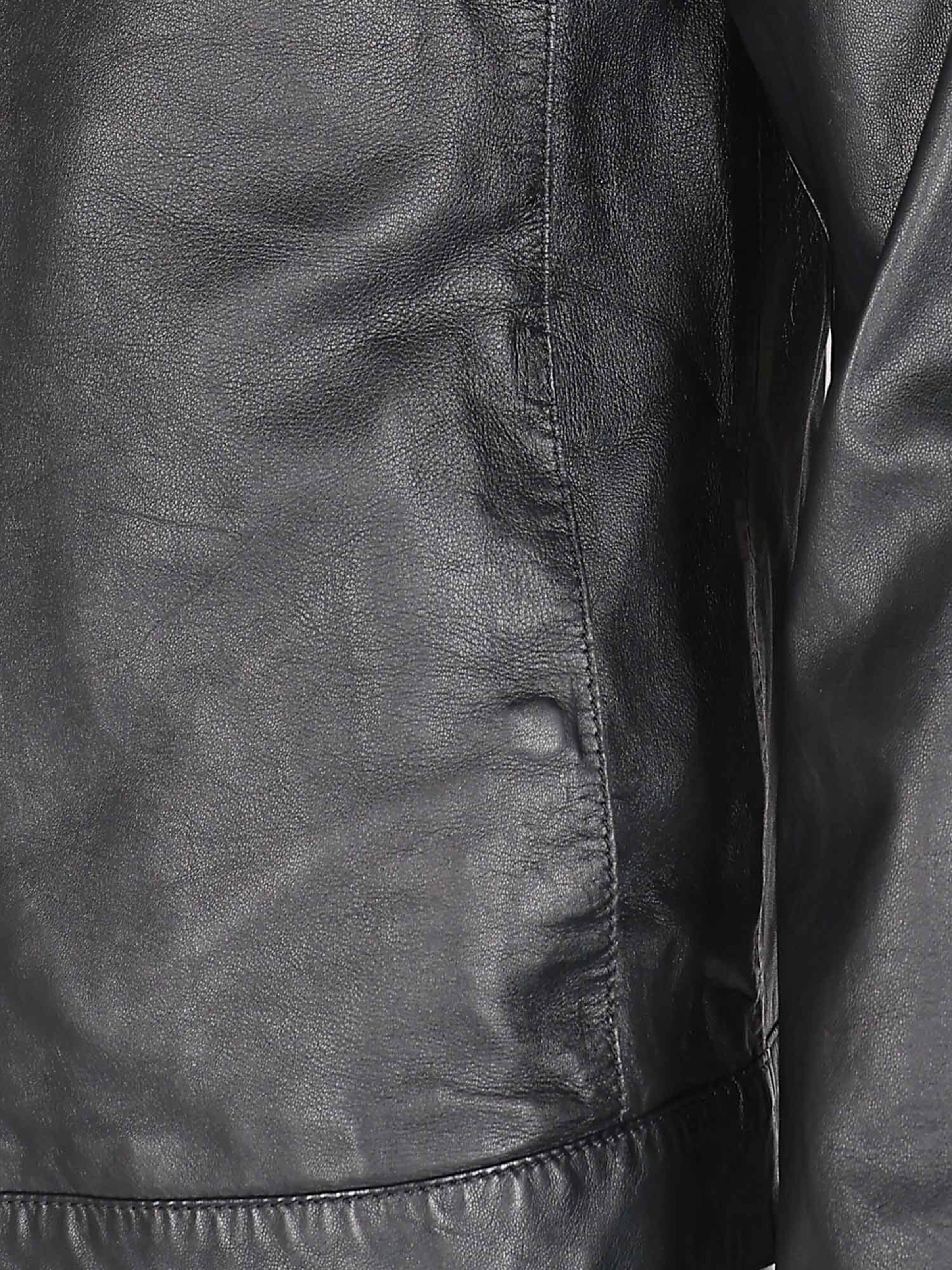 Maze Between-season jacket in Black