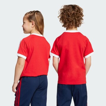 ADIDAS ORIGINALS Shirt 'Adicolor Trefoil' in Rood