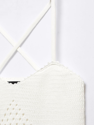 Tops en tricot MANGO en blanc