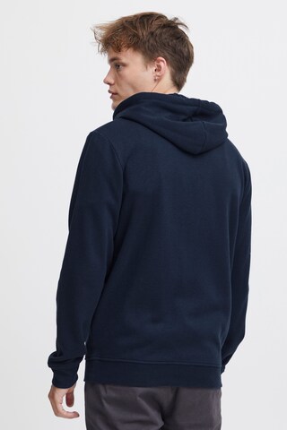 Veste de survêtement 'Olli' !Solid en bleu
