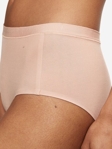 TRIUMPH Maxislip ' Red Label Smart Natural ' in Beige