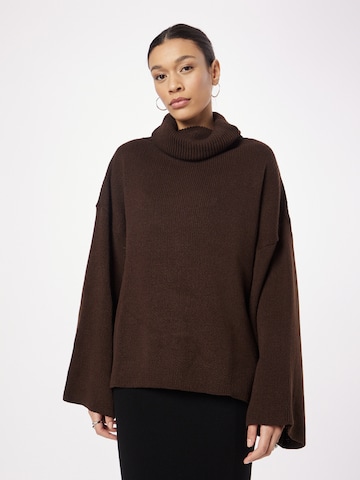 Misspap Oversized trui in Bruin: voorkant