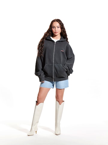 sry dad. Sweatjacke in Grau