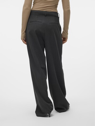 VERO MODA Wide leg Trousers in Grey