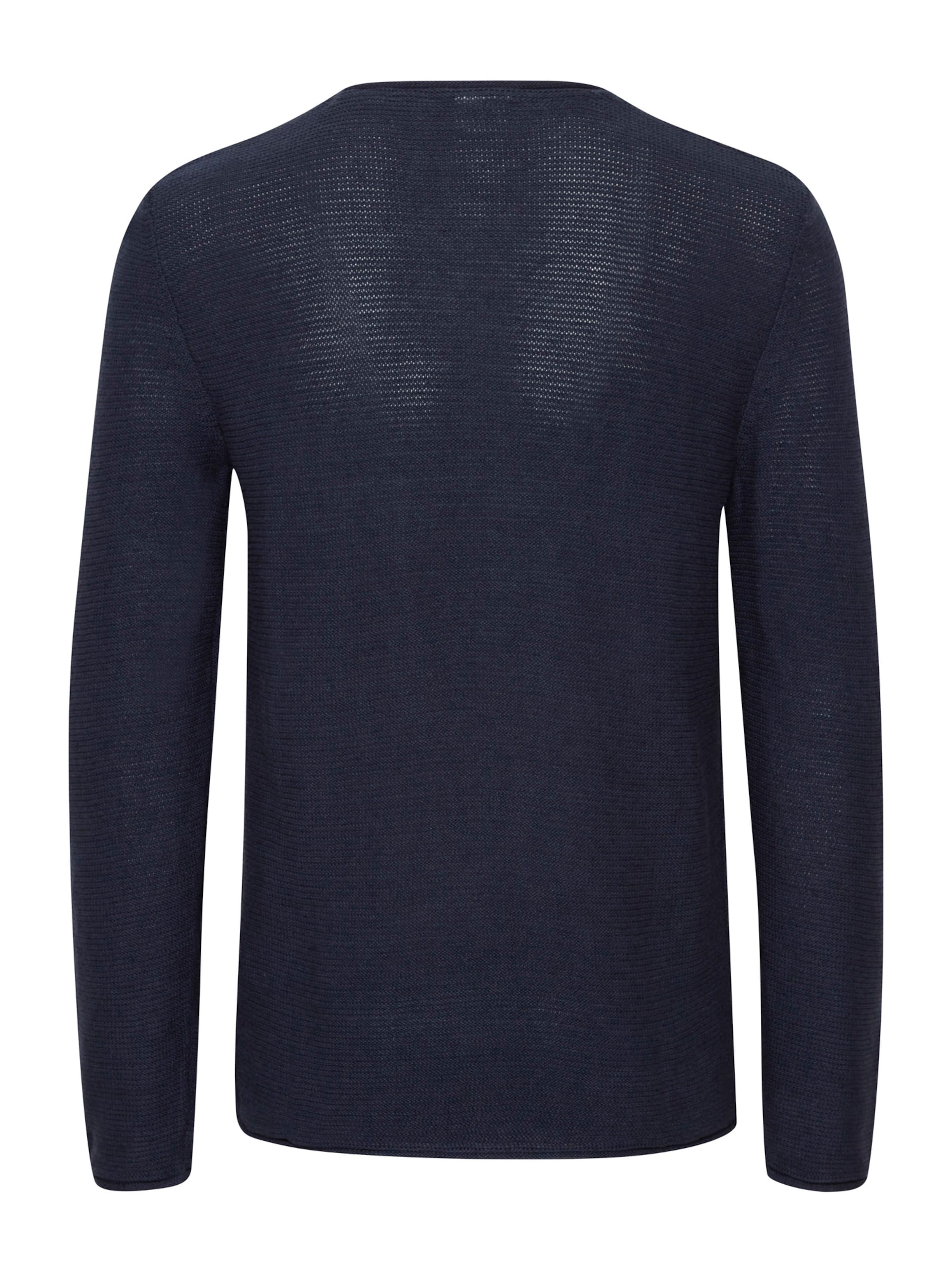 !Solid Pullover in Blau