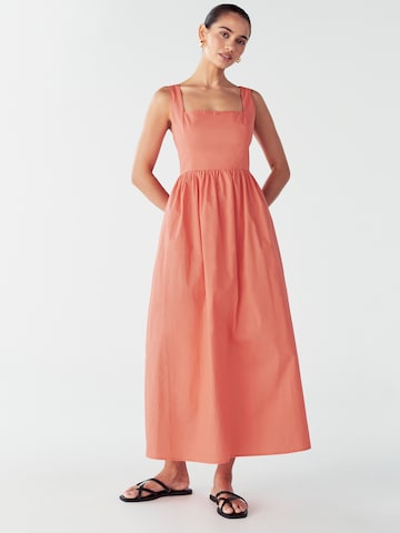 Willa Jurk in Oranje