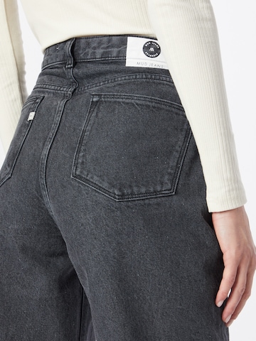 MUD Jeans Zúžený Džíny se sklady v pase 'Bailey' – černá