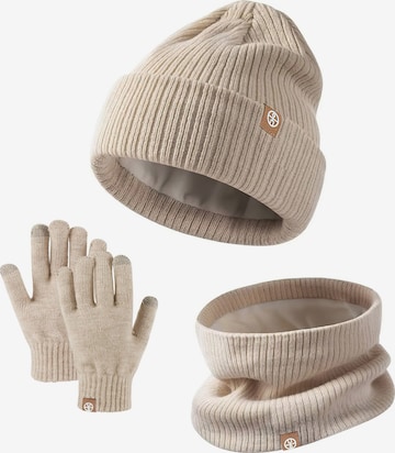 Magicshe Beanie in White: front