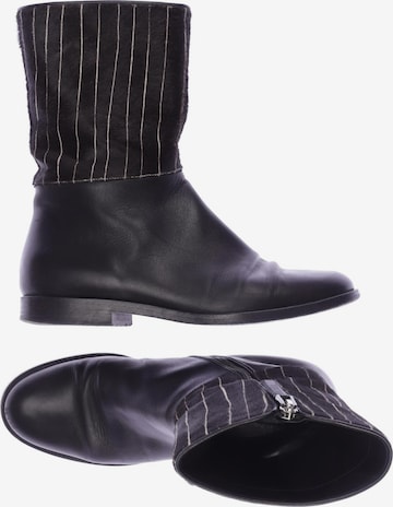 GIORGIO ARMANI Stiefelette 38 in Schwarz: predná strana