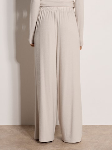 Loosefit Pantalon ' Soft-Touch-Hose ' Apricot en beige