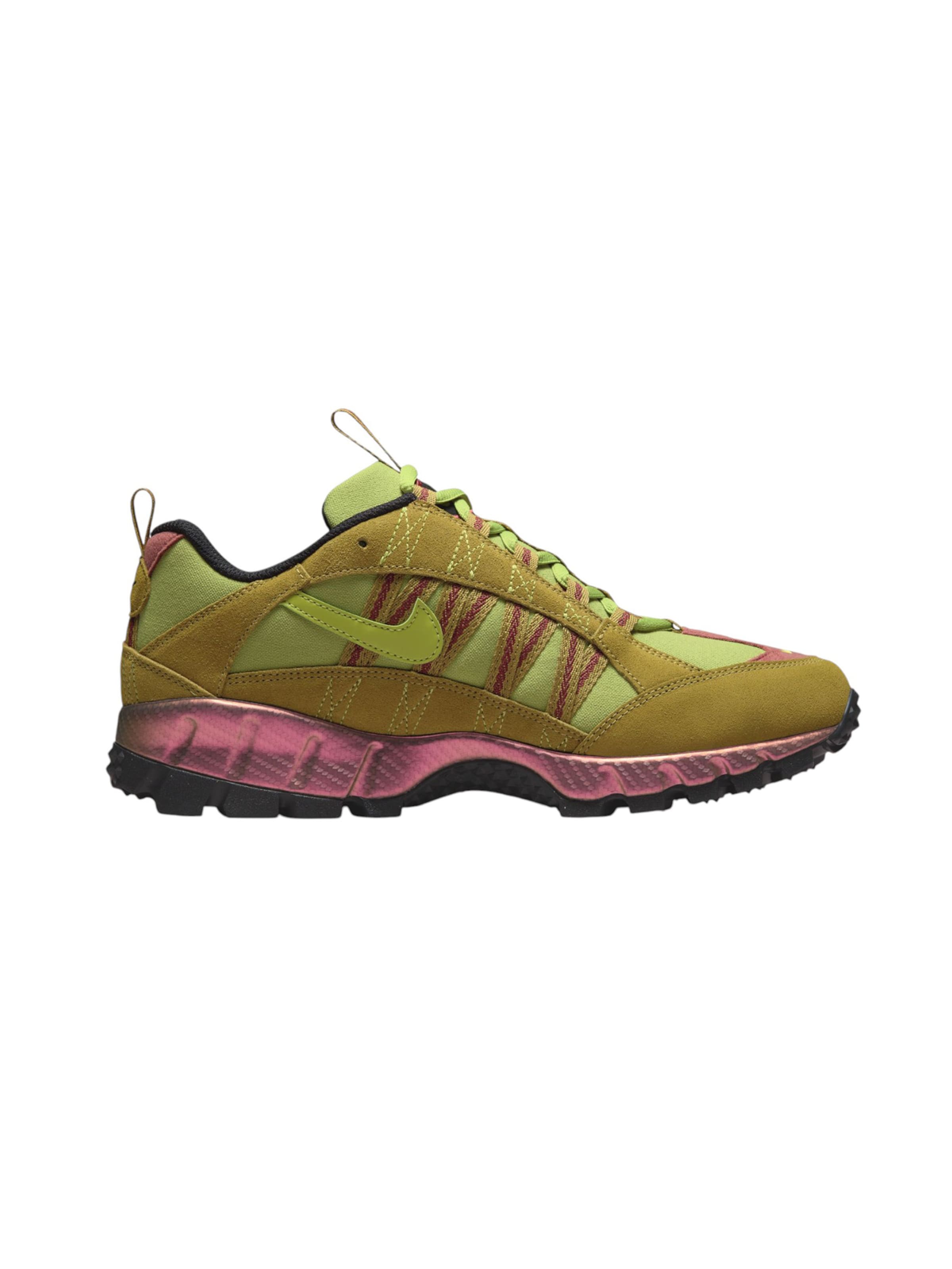 Nike Sportswear Sneakers laag 'AIR HUMARA' in Groen: voorkant