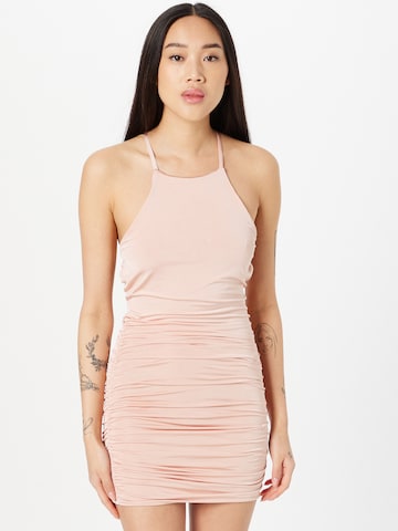 Robe Missguided en rose : devant