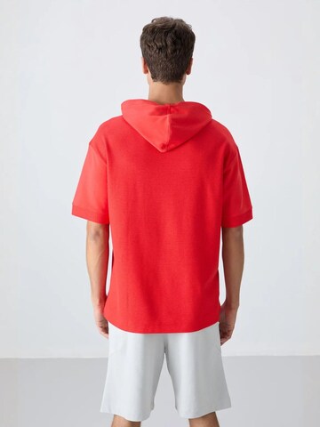 Tommy Life Shirt in Red