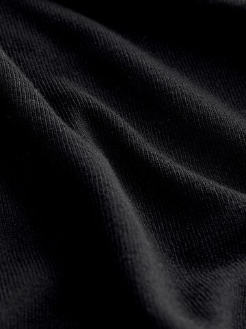 Next Svetr – černá